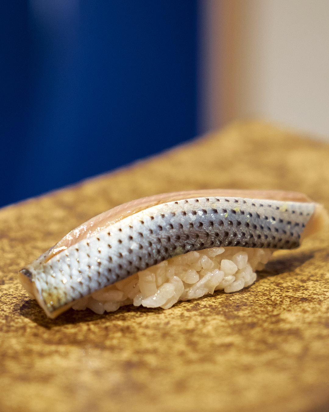 小鰭 こはだ|熊本県産
池ノ上駅から徒歩1分の完全予約制の寿司店です。メニューは、店主のおまかせコースのみ。季節野菜や旬の魚介を織りまぜた一品料理と江戸前の伝統を重んじながらも現代風に手心を加えた握りをお楽しみください。
#江戸前鮨 #鮨なか尾 #予約制 #おまかせ #池ノ上 #寿司 #渋谷鮨 #世田谷鮨 #渋谷鮨 #tokyogourmet #edomaesushi #omakase #小鰭